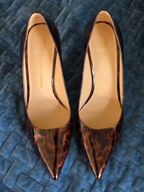 Stuart WeitzmanTortoise Patent Leather Pumps, New, Size 8B